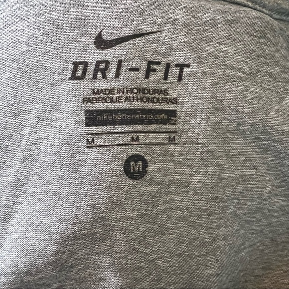 Nike Women's Dri Fit V Neck Grey Blue Animal Print - Picture 3 of 4